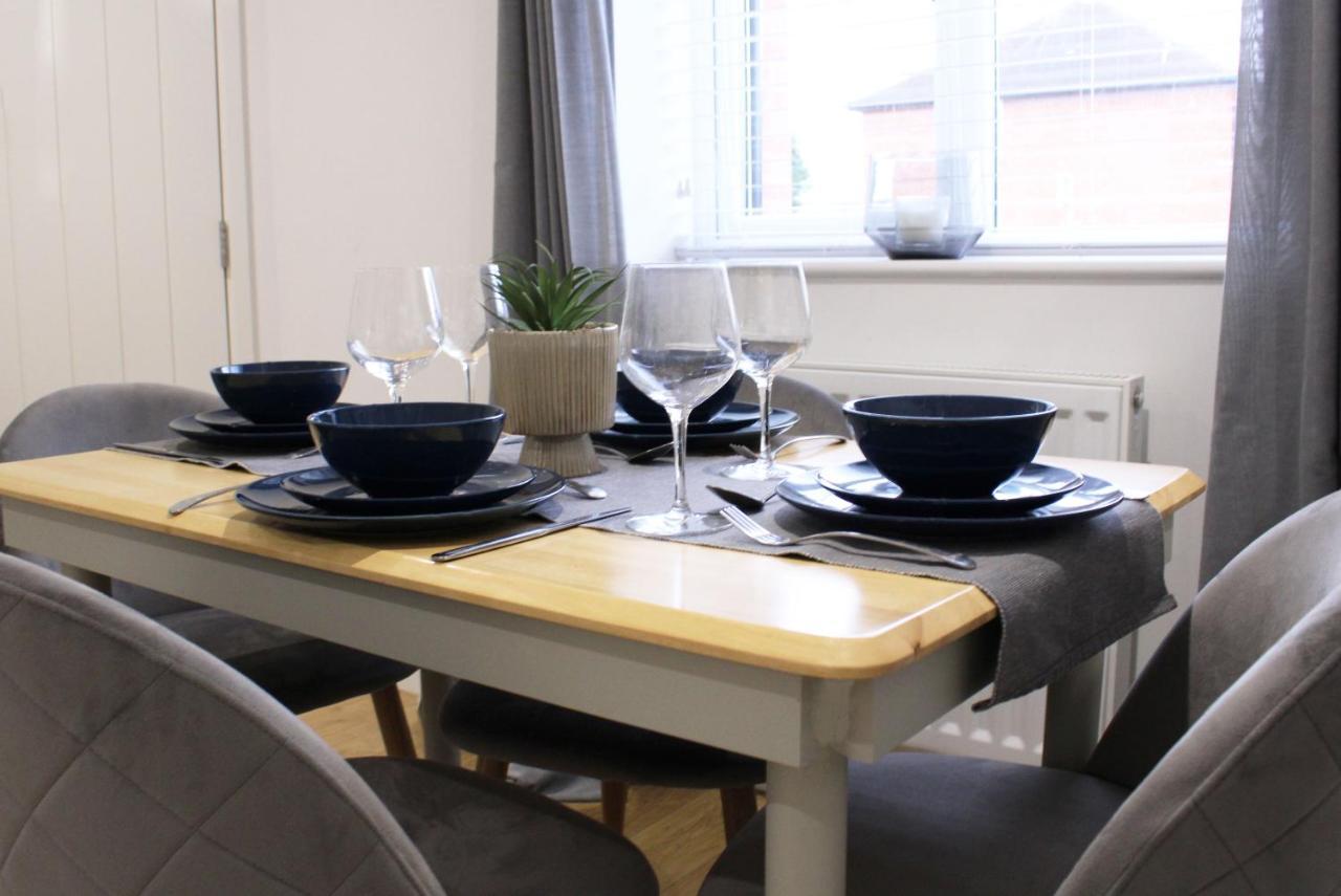 Abingdon - Private Flat With Garden & Parking 01 Apartman Kültér fotó